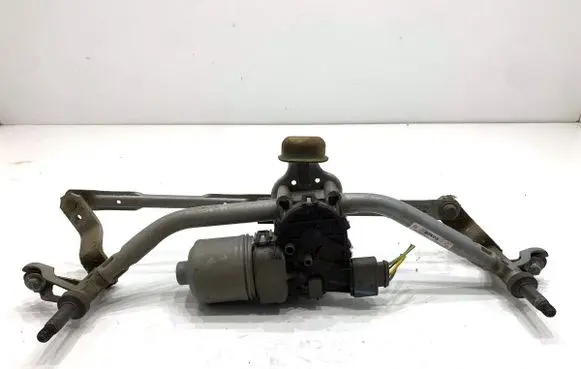 Peugeot 208 I Front wiper linkage and motor 9815497780