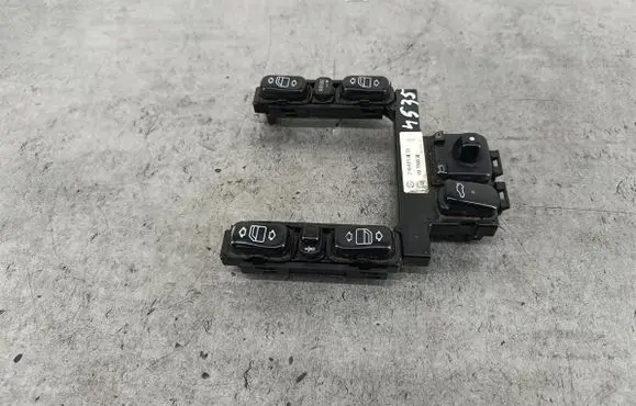 Mercedes-Benz E W210 Quarter vent window switch 2108213951