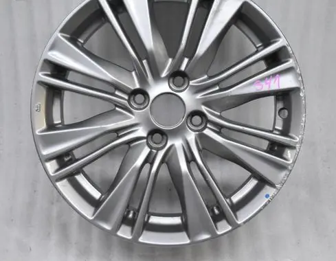 Suzuki SX4 R16 alloy rim 