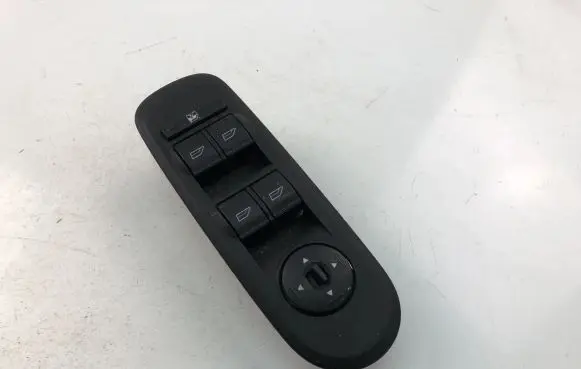 Ford S-MAX Electric window control switch 6M2T14A132AD