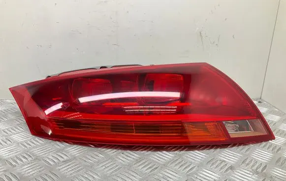 Audi TT TTS Mk2 Rear/tail lights 8J0945095B