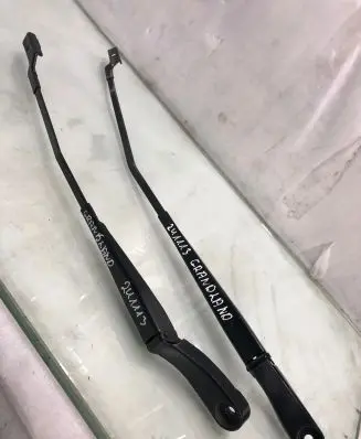 Opel Grandland X Front wiper blade arm 97036203
