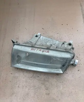 Skoda Octavia Mk2 (1Z) Headlight/headlamp YU3X13006