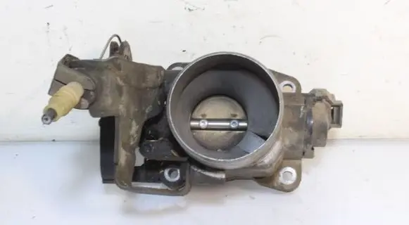 Ford Fiesta Throttle body valve 