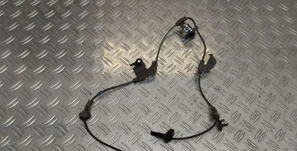 Toyota RAV 4 (XA40) ABS rear brake sensor 