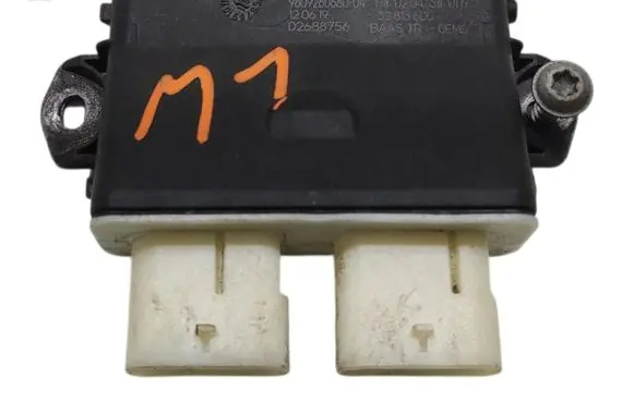 Peugeot 508 II Trunk lid opening control unit 9809260680