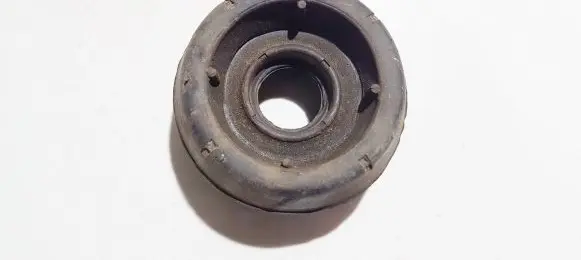 Coil spring mount