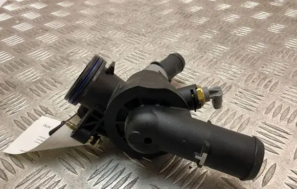 Ford Kuga III Thermostat/thermostat housing HG9Q9K478CA