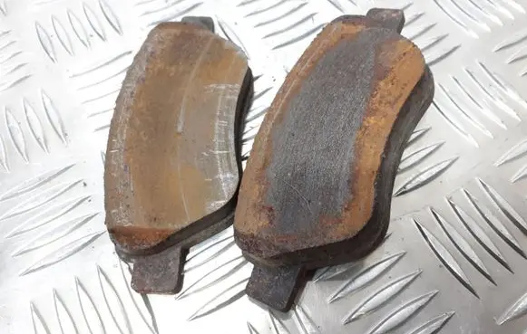 Opel Corsa D Brake pads (front) 