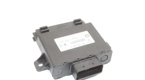 Volkswagen Touareg II Voltage converter/converter module 7PP959663E