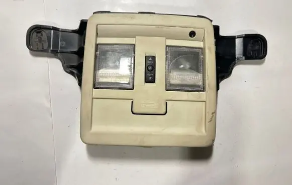 Jeep Cherokee Front seat light