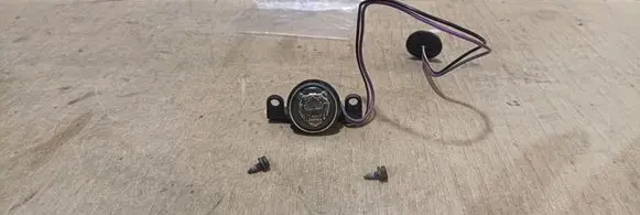 Tailgate opening switch