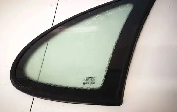 Renault Scenic I Rear side window as2