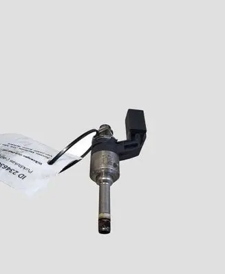Volkswagen Golf Plus Fuel injector 03C906036F