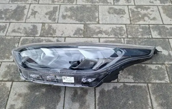 KIA Ceed Headlight/headlamp 2402270052SL01 J792111010