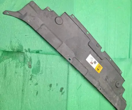 Ford Mondeo MK V Radiator trim DS7316613B