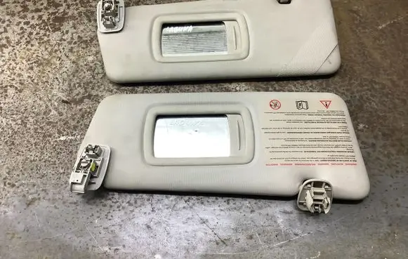 Renault Laguna III Sun visor