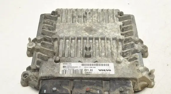 Volvo S40 Engine control unit/module ECU 31211081