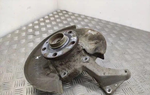 Skoda Yeti (5L) Rear wheel hub