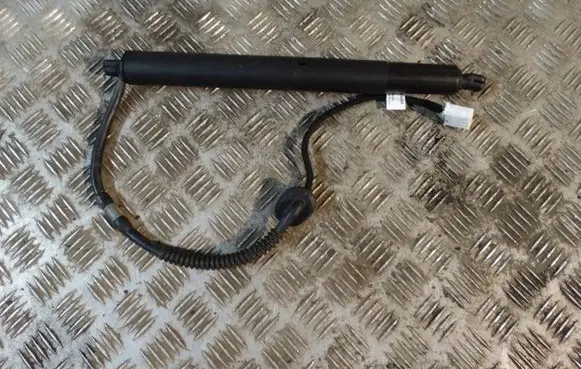 BMW M4 F82 F83 Tailgate strut A2328900100