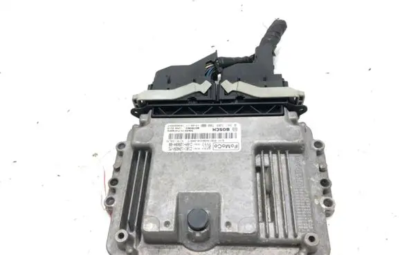 Ford Fiesta Engine control unit/module ECU 0261S09700