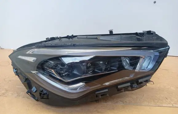 Mercedes-Benz CLA C118 X118 Headlight/headlamp 1189067001