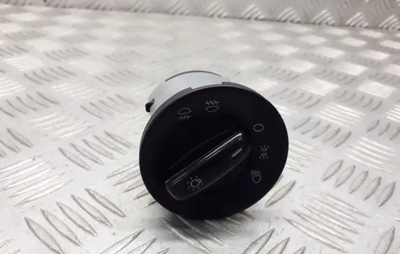 Skoda Octavia Mk2 (1Z) Light switch 1Z0941431