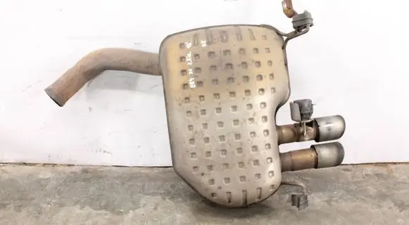 BMW X1 E84 Muffler/silencer 7640372 7646431 18307646431