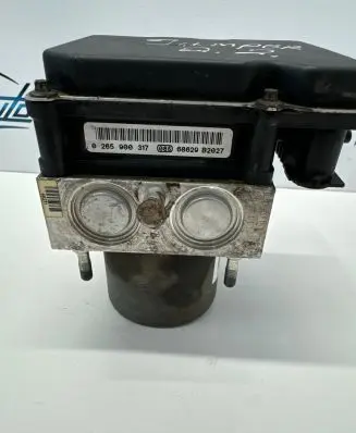 Toyota Avensis T220 ABS Pump 00517364260
