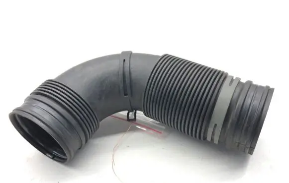 Volkswagen Golf V Air intake hose/pipe 1K0129684T