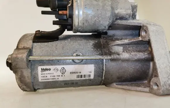 Renault Trafic III (X82) Starter motor 233000106R 090626158
