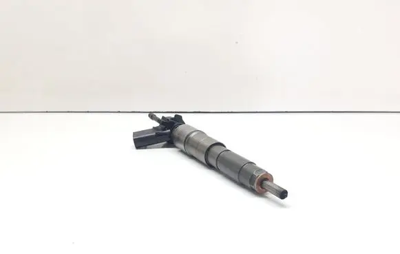 BMW 5 E60 E61 Fuel injector 7796042 0445115050