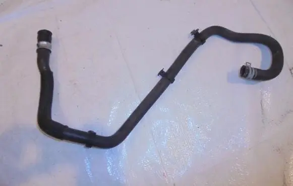 Peugeot 308 Engine coolant pipe/hose
