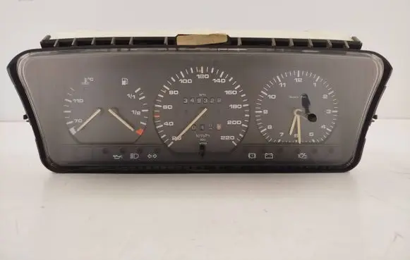 Volkswagen PASSAT B3 Speedometer (instrument cluster) 110008397009 357919033R 357919033P