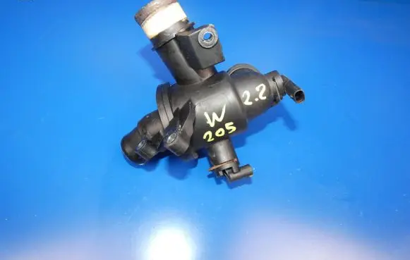 Mercedes-Benz C W205 Thermostat housing A6512000505