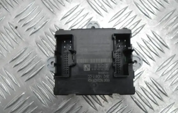 Jaguar I-Pace Door control unit/module J8A214D617CC