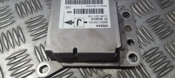 Nissan Almera N16 Airbag control unit/module 988205M304 0285001319