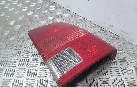 Volkswagen PASSAT B5 Rear/tail lights 3B5945096F