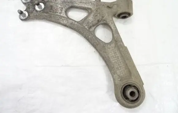 Peugeot Partner Front control arm 9815014380