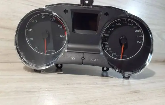 Seat Ibiza IV (6J,6P) Speedometer (instrument cluster) 6J0920805 1320700172 V0304116051