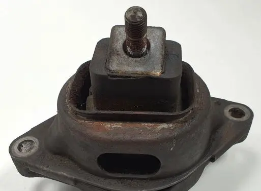 Land Rover Range Rover L322 Engine mount vacuum valve 6752059