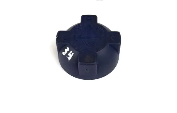 Audi A8 S8 D2 4D Coolant expansion tank/reservoir cap 443121321