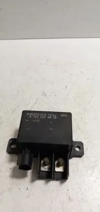 Mercedes-Benz E W211 Hazard warning light relay A0025423819 0025423819