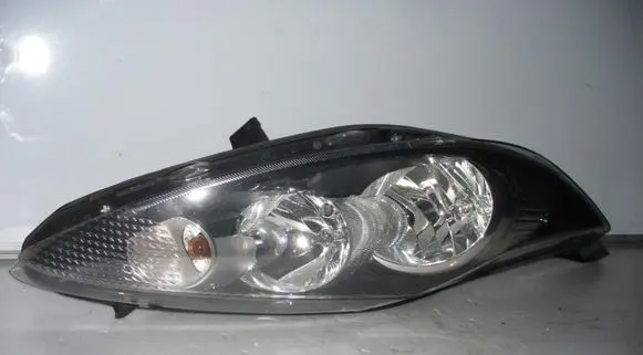 Ford Fiesta Headlight/headlamp 9006