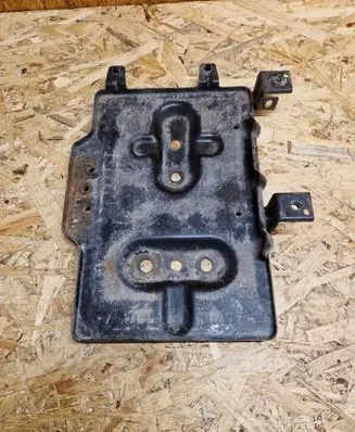 Battery tray