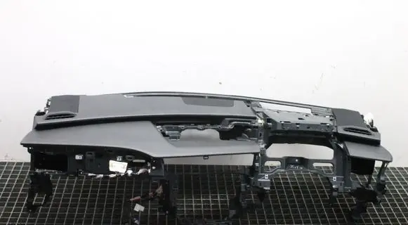 Lexus UX Dashboard 