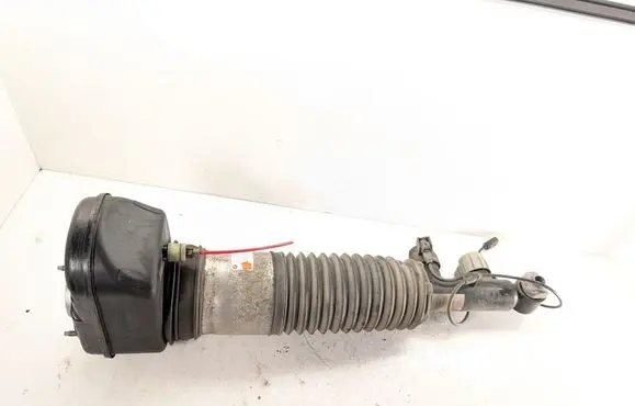 BMW 7 G70 Shock absorber/damper/air suspension 5A44647