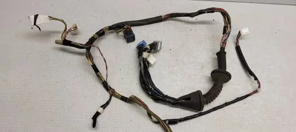 Toyota Corolla E120 E130 Front door wiring loom 8215202640 12226 12200