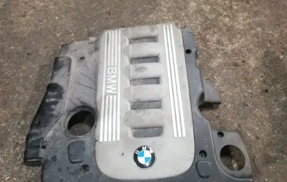 BMW 5 E60 E61 Engine cover (trim)