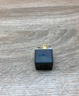 Volkswagen Golf IV Other relay 141951253B